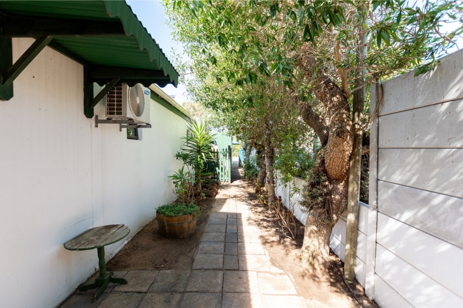 4 Bedroom Property for Sale in Laaiplek Western Cape